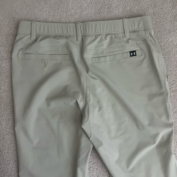 UNDER ARMOUR Men’s Golf khakis Straight Pants Size 32/34 - Picture 5 of 5
